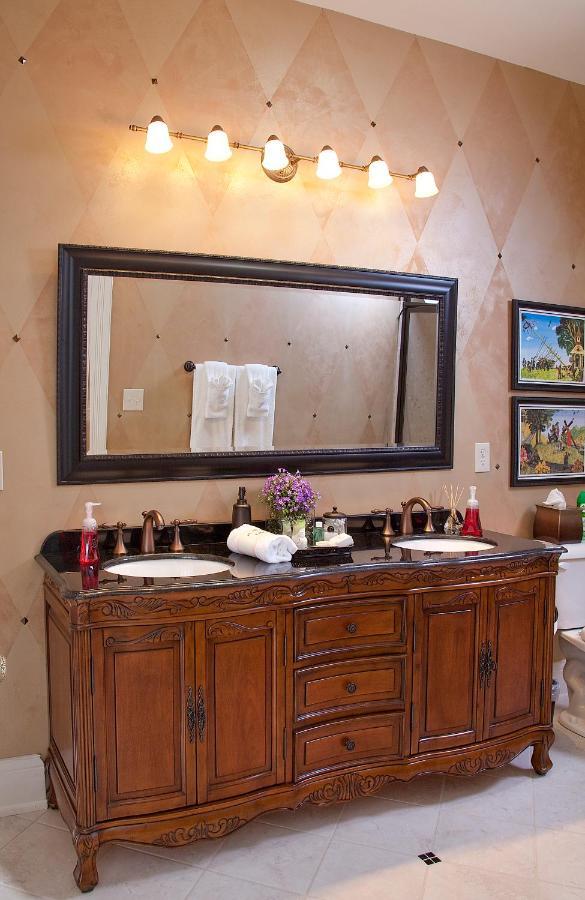 ורשה Riverside Inn Bed And Breakfast מראה חיצוני תמונה