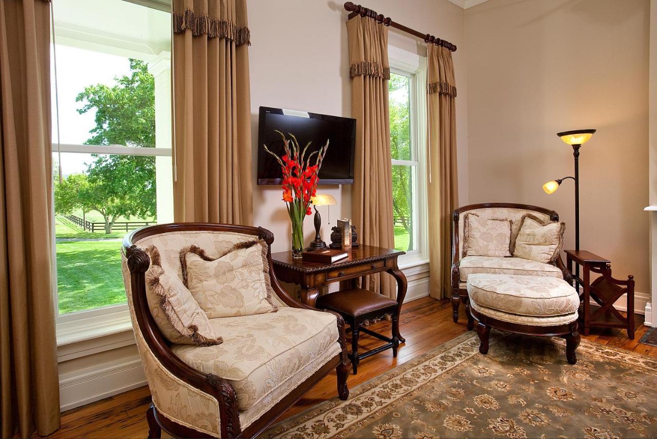 ורשה Riverside Inn Bed And Breakfast מראה חיצוני תמונה